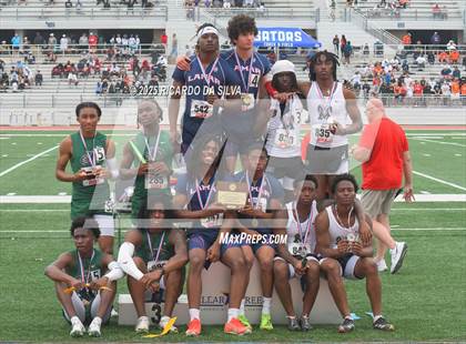 Thumbnail 1 in UIL 6A Track Region III Final (Medal Ceremony) photogallery.