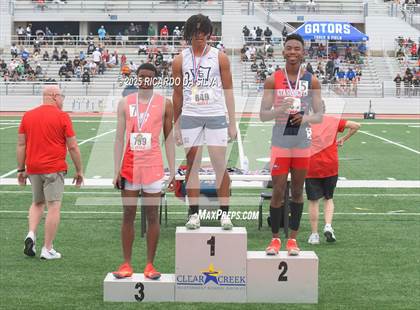 Thumbnail 1 in UIL 6A Track Region III Final (Medal Ceremony) photogallery.
