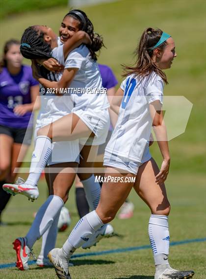 Thumbnail 2 in Lake Norman Charter vs. Carrboro (1 of 2 - NCHSAA 2A Final - game action) photogallery.