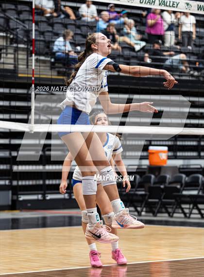 Thumbnail 2 in Eagle vs Dixie photogallery.
