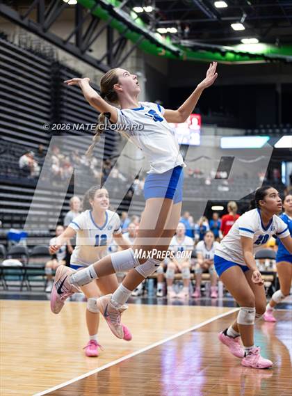 Thumbnail 1 in Eagle vs Dixie photogallery.