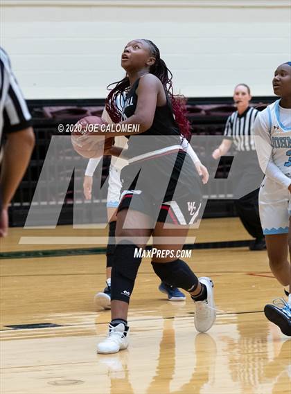 Thumbnail 3 in Churchill vs Johnson photogallery.