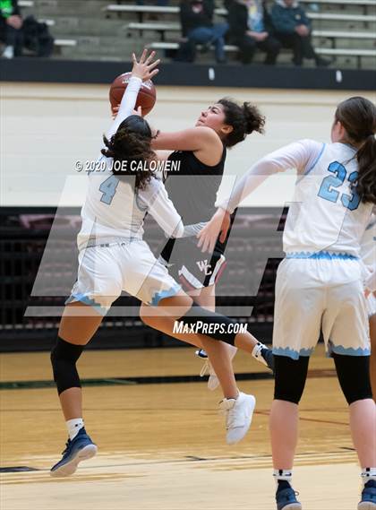 Thumbnail 2 in Churchill vs Johnson photogallery.