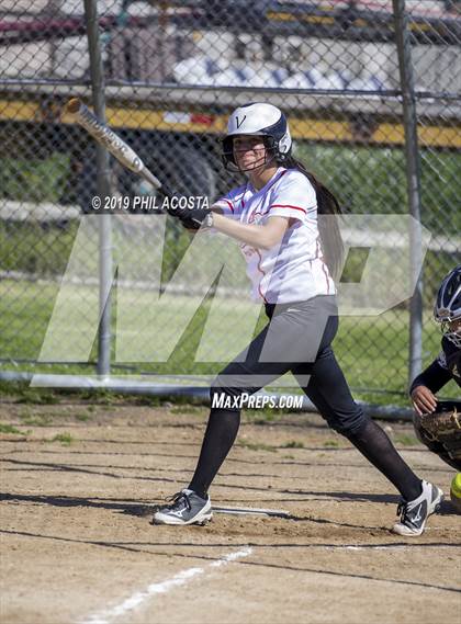 Thumbnail 3 in Santee vs Vaughn (Lincoln Class Tournament) photogallery.