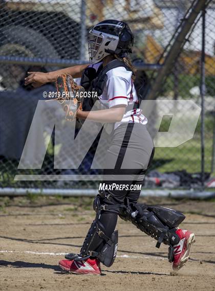 Thumbnail 3 in Santee vs Vaughn (Lincoln Class Tournament) photogallery.