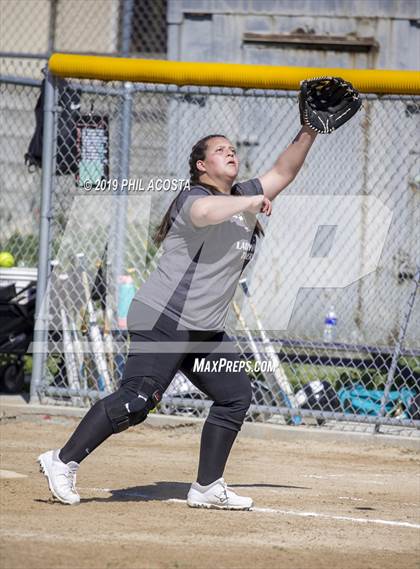 Thumbnail 3 in Santee vs Vaughn (Lincoln Class Tournament) photogallery.