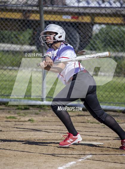 Thumbnail 2 in Santee vs Vaughn (Lincoln Class Tournament) photogallery.