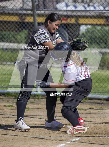 Thumbnail 1 in Santee vs Vaughn (Lincoln Class Tournament) photogallery.