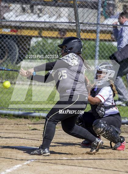 Thumbnail 3 in Santee vs Vaughn (Lincoln Class Tournament) photogallery.