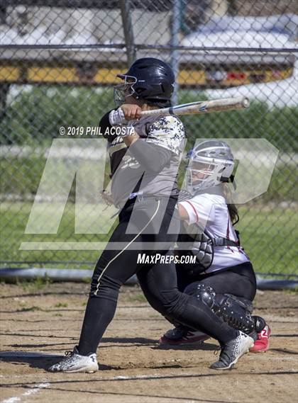 Thumbnail 1 in Santee vs Vaughn (Lincoln Class Tournament) photogallery.