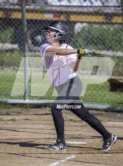 Thumbnail 1 in Santee vs Vaughn (Lincoln Class Tournament) photogallery.