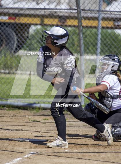 Thumbnail 2 in Santee vs Vaughn (Lincoln Class Tournament) photogallery.