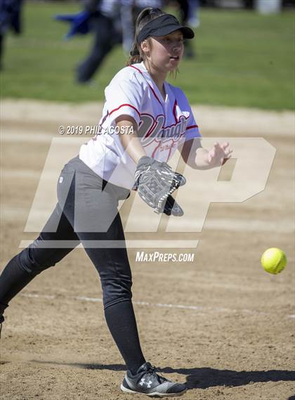 Thumbnail 2 in Santee vs Vaughn (Lincoln Class Tournament) photogallery.