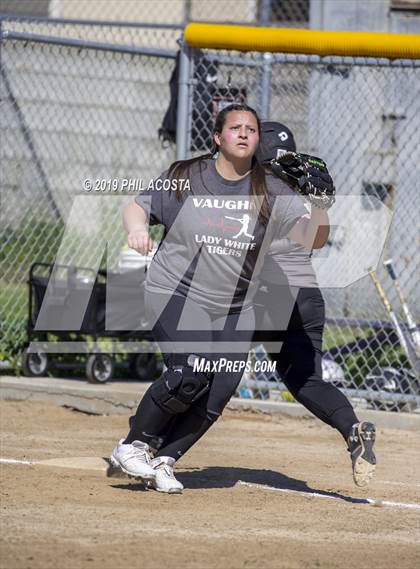 Thumbnail 1 in Santee vs Vaughn (Lincoln Class Tournament) photogallery.
