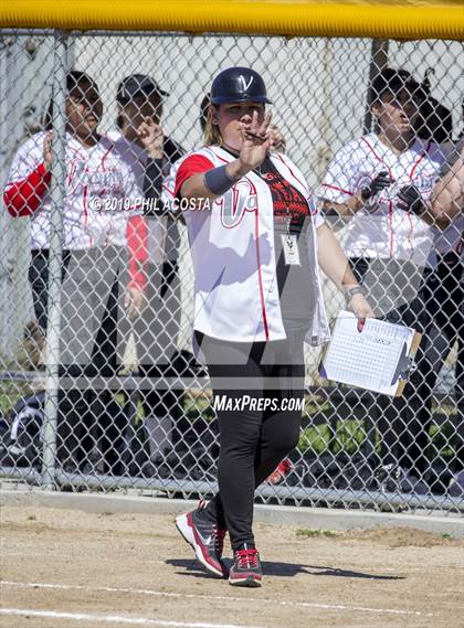 Thumbnail 3 in Santee vs Vaughn (Lincoln Class Tournament) photogallery.