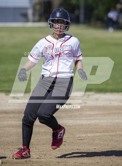 Thumbnail 2 in Santee vs Vaughn (Lincoln Class Tournament) photogallery.