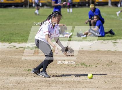 Thumbnail 3 in Santee vs Vaughn (Lincoln Class Tournament) photogallery.
