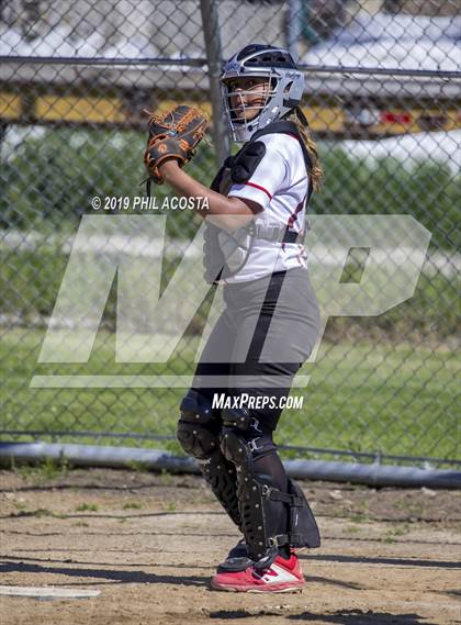 Thumbnail 2 in Santee vs Vaughn (Lincoln Class Tournament) photogallery.