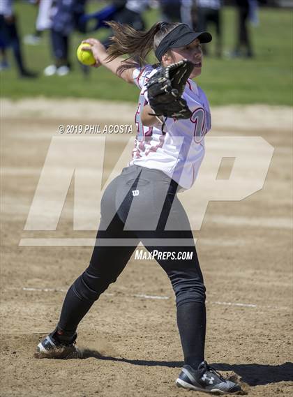 Thumbnail 3 in Santee vs Vaughn (Lincoln Class Tournament) photogallery.
