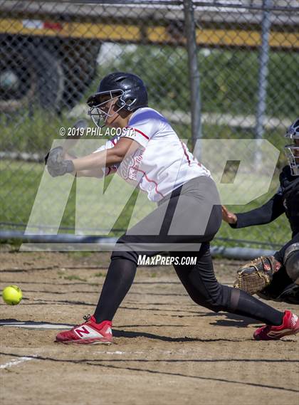 Thumbnail 2 in Santee vs Vaughn (Lincoln Class Tournament) photogallery.