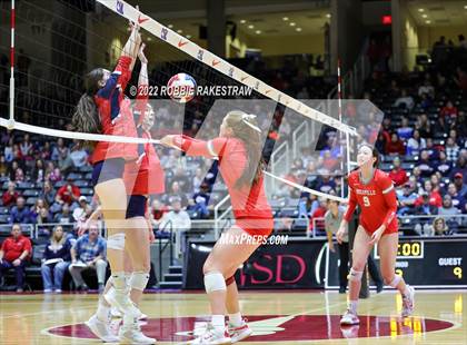Thumbnail 1 in Aubrey vs. Bellville (UIL 4A Semifinal) photogallery.