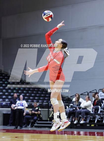 Thumbnail 1 in Aubrey vs. Bellville (UIL 4A Semifinal) photogallery.