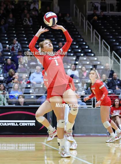 Thumbnail 2 in Aubrey vs. Bellville (UIL 4A Semifinal) photogallery.