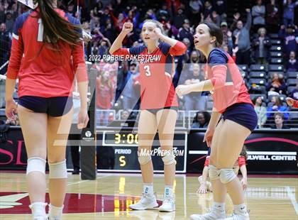 Thumbnail 3 in Aubrey vs. Bellville (UIL 4A Semifinal) photogallery.