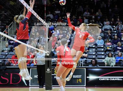 Thumbnail 3 in Aubrey vs. Bellville (UIL 4A Semifinal) photogallery.