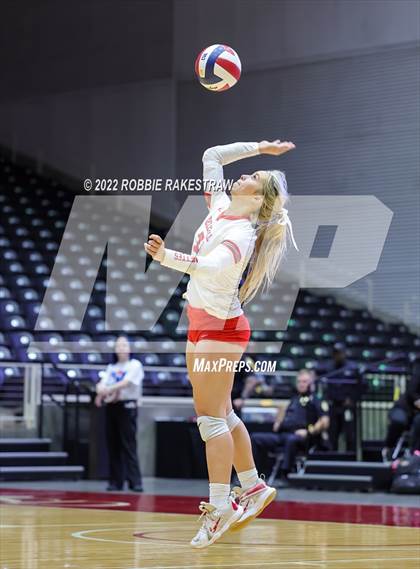 Thumbnail 1 in Aubrey vs. Bellville (UIL 4A Semifinal) photogallery.