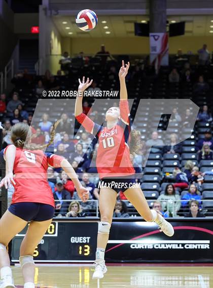 Thumbnail 1 in Aubrey vs. Bellville (UIL 4A Semifinal) photogallery.