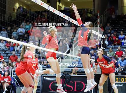 Thumbnail 3 in Aubrey vs. Bellville (UIL 4A Semifinal) photogallery.