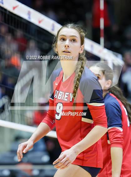 Thumbnail 2 in Aubrey vs. Bellville (UIL 4A Semifinal) photogallery.