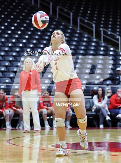 Thumbnail 3 in Aubrey vs. Bellville (UIL 4A Semifinal) photogallery.