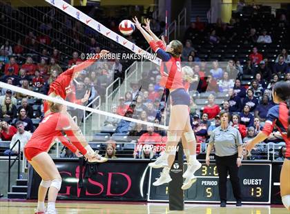 Thumbnail 3 in Aubrey vs. Bellville (UIL 4A Semifinal) photogallery.