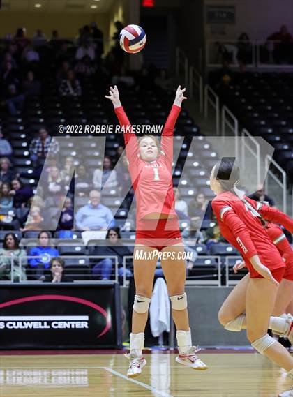 Thumbnail 3 in Aubrey vs. Bellville (UIL 4A Semifinal) photogallery.