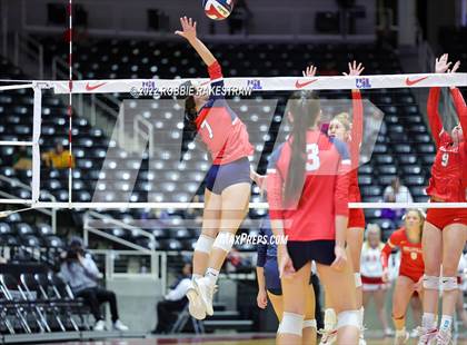 Thumbnail 2 in Aubrey vs. Bellville (UIL 4A Semifinal) photogallery.