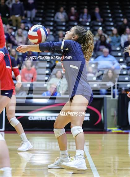 Thumbnail 2 in Aubrey vs. Bellville (UIL 4A Semifinal) photogallery.