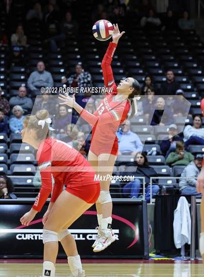 Thumbnail 2 in Aubrey vs. Bellville (UIL 4A Semifinal) photogallery.