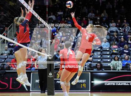 Thumbnail 2 in Aubrey vs. Bellville (UIL 4A Semifinal) photogallery.
