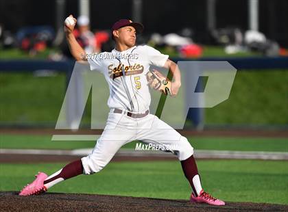 Thumbnail 2 in Solorio vs. Simeon photogallery.
