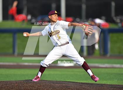 Thumbnail 1 in Solorio vs. Simeon photogallery.