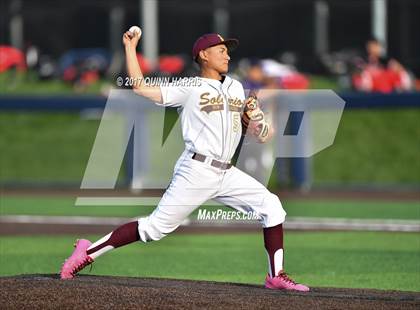 Thumbnail 3 in Solorio vs. Simeon photogallery.