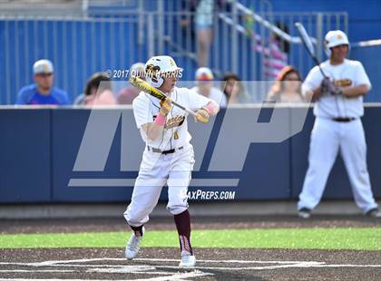 Thumbnail 1 in Solorio vs. Simeon photogallery.