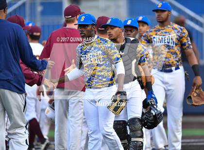 Thumbnail 1 in Solorio vs. Simeon photogallery.