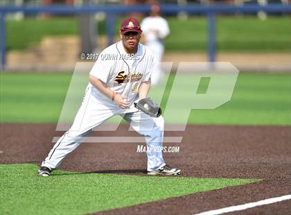 Thumbnail 1 in Solorio vs. Simeon photogallery.