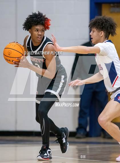 Thumbnail 2 in Trinity Christian vs Terry Sanford (MLK Dream Jam at Terry Sanford) photogallery.