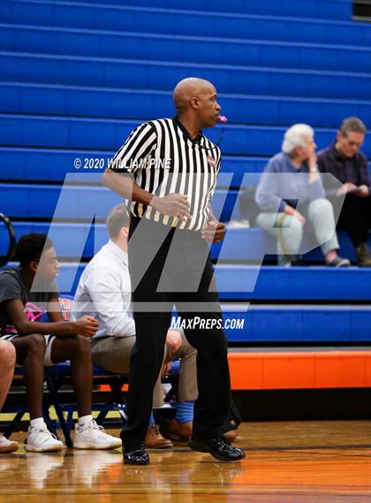 Thumbnail 1 in Marlboro Central vs. O'Neill (Officials vs Cancer Tournament) photogallery.