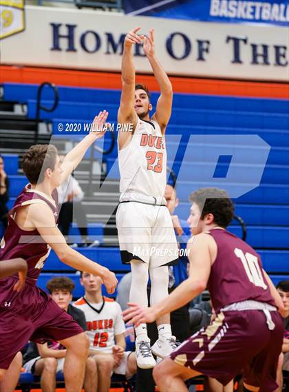Thumbnail 2 in Marlboro Central vs. O'Neill (Officials vs Cancer Tournament) photogallery.