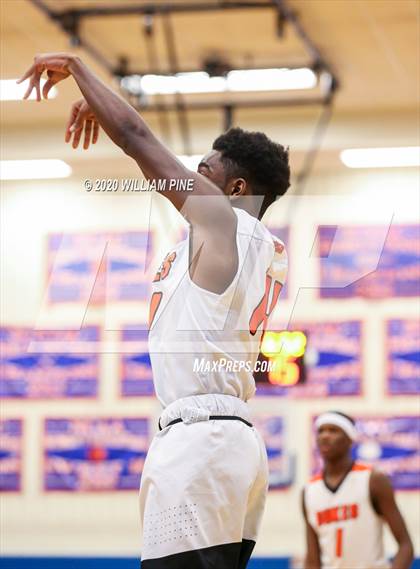 Thumbnail 2 in Marlboro Central vs. O'Neill (Officials vs Cancer Tournament) photogallery.